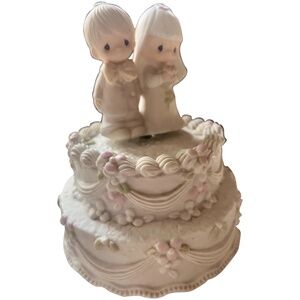 Precious Moments – "The Lord Bless You and Keep You"